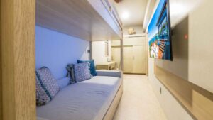 xr:d:DAEMrW4V-o4:18497,j:3516580399053117907,t:23062921