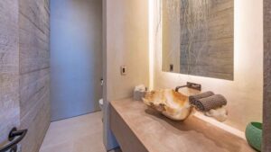 xr:d:DAEMrW4V-o4:18481,j:1953831327995138449,t:23062921