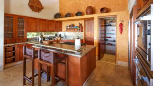 xr:d:DAEMrW4V-o4:17978,j:46976212756,t:23051123