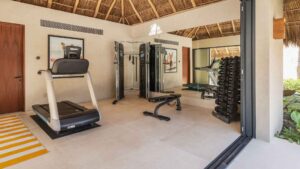 xr:d:DAEMrW4V-o4:18940,j:3837466100817163440,t:23080922