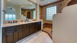 xr:d:DAEMrW4V-o4:16947,j:41944371137,t:22112319