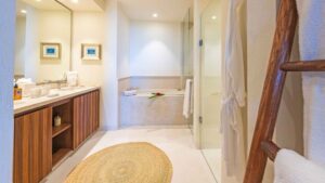 xr:d:DAEMrW4V-o4:19274,j:7361538872574002377,t:23100717