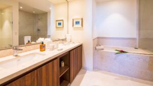 xr:d:DAEMrW4V-o4:19275,j:8849978546005028337,t:23100717