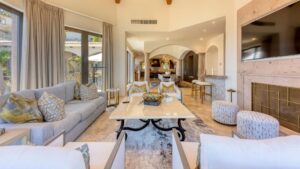 xr:d:DAEMrW4V-o4:18305,j:1212987133526151354,t:23060923