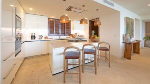 xr:d:DAEMrW4V-o4:19259,j:7559696326547416597,t:23092817