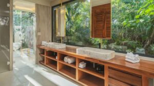 xr:d:DAEMrW4V-o4:18962,j:7105953532208557230,t:23080922