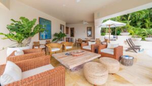 xr:d:DAEMrW4V-o4:18524,j:8959180623193860746,t:23063015