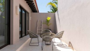 xr:d:DAEMrW4V-o4:18575,j:8234101112362093098,t:23063021