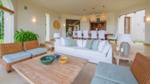 xr:d:DAEMrW4V-o4:18508,j:3084234909071606566,t:23063015