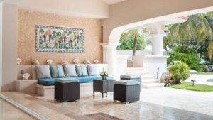 xr:d:DAEMrW4V-o4:21671,j:3875764839874030348,t:24020122